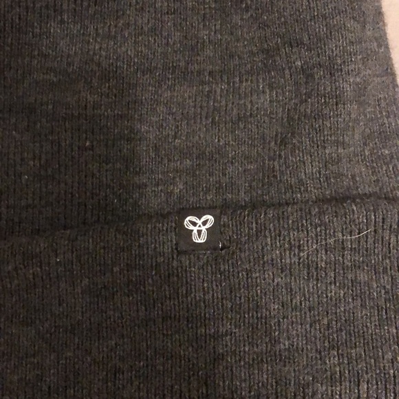 tna beanie - Picture 2 of 2